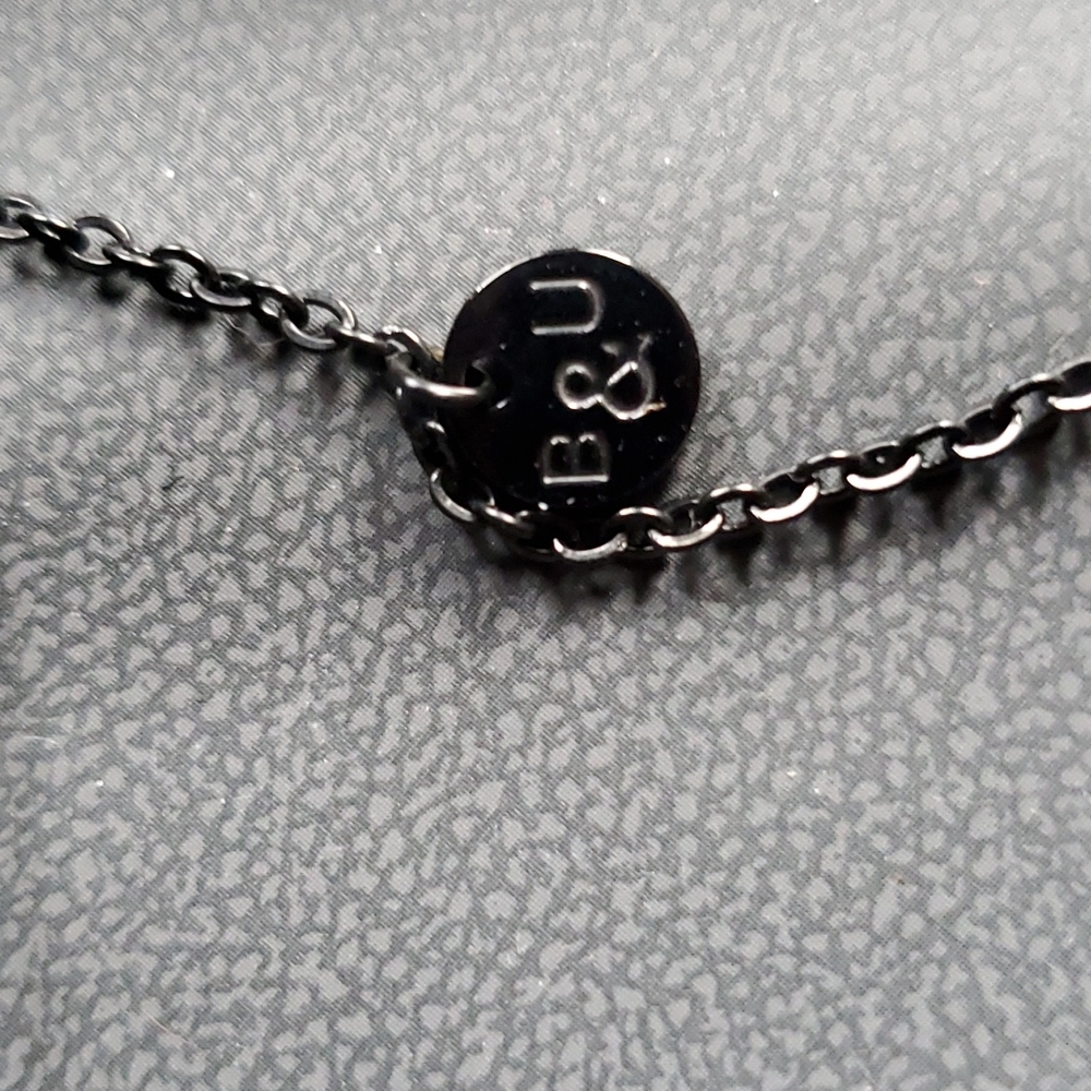 Titanium Black - Picture 2 of 4